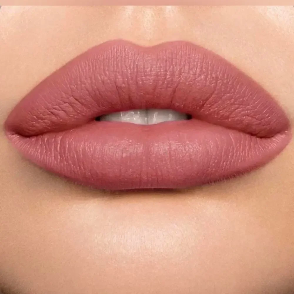 Charlotte Tilbury charlotte tilbury